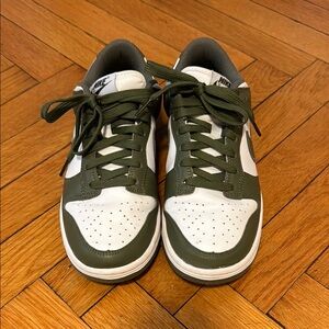 Nike Dunk Low Olive